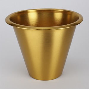 Hosepot antiguo de latón dorado pulido rústico de primera calidad perfectamente diseñado para una elegante decoración de jardín interior de temporada - Product Image 5