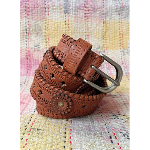 Cinturón de Cuero Vacuno Automático Devendra, Personalizable, Estilo Vaquero Vintage con Hebilla de Aleación, Alta Calidad, Inspirado en James Brown - Product Image 1