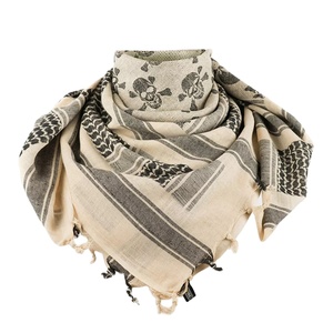 Pañuelo táctico de algodón personalizado 2026, pañuelos de senderismo, shemagh árabe con borlas para hombres y mujeres, bandana táctica de alta calidad - Product Image 1