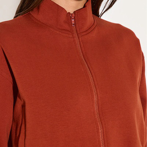 Sudadera con cremallera de diseño mínimo para mujer, diseño clásico de lana, logotipo personalizado, ropa cómoda de invierno, sudadera, ropa al por mayor - Product Image 4
