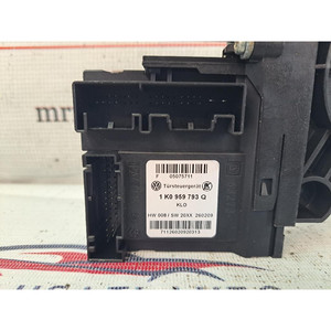 Moteur électrique de lève-vitre avant gauche VOLKSWAGEN Golf 6 Berline 1K0959701AM (08>12) - Product Image 4