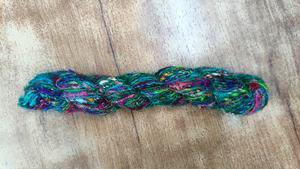 Hilo de seda Sari tejido a mano teñido multicolor natural, hilo de seda 100% ecológico hecho a mano - Product Image 5