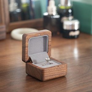 Caja de Anillos de Madera Personalizada |   Grabado de Logotipos Disponible |   Precio Directo de Fábrica - Product Image 1