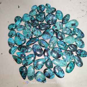Venta al por mayor 100% Natural Crisocola Piedras preciosas Cabujón Mezcla Forma Preciosas Piedras preciosas sueltas - Product Image 3