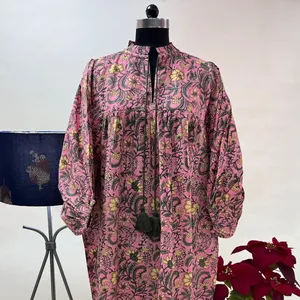 Nuevo Ruddy Pink Long Kurti con bolsillos vestido regalo para su mamá amiga esposa vestido de verano Indio tela de algodón estampado de bloque de mano