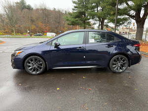 Nouvelle berline à essence/essence 2026 pour XSE FWD, boîte automatique, intérieur foncé, caméra de recul, pneus R15/R16 - Product Image 5