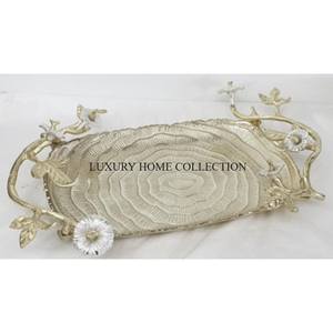 Bols de service en métal ornés d'inspiration antique avec des formes uniques et décoratives pour des événements et des célébrations haut de gamme - Product Image 6