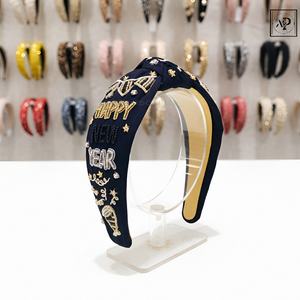 Élégant fait à la main perlé nouvel an 2026 bandeau personnalisable élégant fête casque parfait vacances accessoire cadeau pour les femmes - Product Image 1