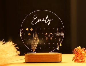 Étagère à boucles d'oreilles en mica moderne-Présentoir à bijoux personnalisé pour femmes - Product Image 6