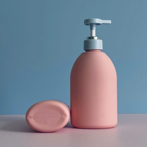 Acondicionador de champú de botella de plástico HDPE rosa con hombro redondo y boquilla de bomba azul 350ml 500ml tapa Fi33 FÁBRICA DE Vietnam - Product Image 3