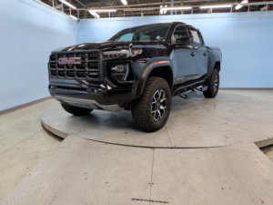 GM C Canyon 4WD AT4X d'occasion propre 2024 - Product Image 2