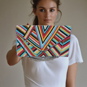 2025 sac à main à la mode Game Day pour femmes exportation qualité Durable en Nylon souple Multi couleur perlé Zig Zag rabat Design décoratif - Product Image 2