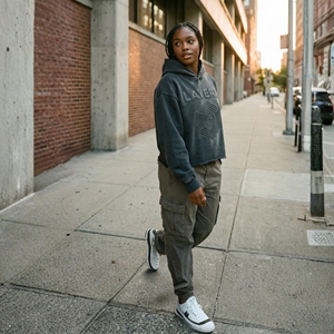 Sudadera con capucha personalizada para mujer, 500 g/m², poliéster/algodón, lavado ácido vintage, jacquard en relieve, estampado puff, peso pesado, ropa de calle de invierno, con insignia - Product Image 2