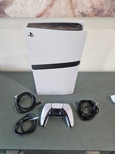 Venta al por Mayor de Consolas PLAYSTATION 5 Pro VERSIÓN DISCO PS5 1TB 2TB EDICIÓN DISCO con 825GB 1TB+2 Controles y 15 Juegos - Product Image 5