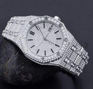 Nuevo Reloj de Pulsera Automático de Lujo con Diamantes de Moissanita, Elegante, Estilo Hip Hop, Antiguo, de Acero Inoxidable, Disponible para la Venta - Product Image 4