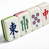 Jeu de Mahjong en Acrylique avec Motifs Bambou, Lady Purple, Lemon et Blanc Texturé – 160 Tuiles par Ensemble pour les Acheteurs en Détail