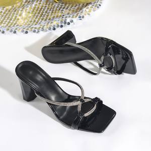 Sandalias de tacón alto con punta cuadrada y tacón grueso para mujer, talla grande, con pedrería, estilo flip-toe, nueva tendencia de moda 2026 - Product Image 4