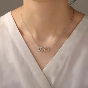 Collier pendentif chat personnalisé avec pierre de naissance en or plaqué or Jeulia - Product Image 5