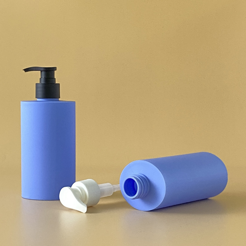 สีน้ำเงิน