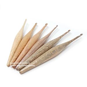 Lightweight Resin <b>Crochet</b> <b>Hooks</b> for Quick Projects - Product Image 2