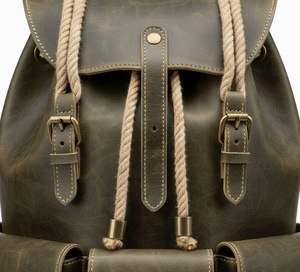 Sac à dos en cuir véritable grande capacité pour le camping, sac de voyage avec plusieurs poches et boucle à rabat - Product Image 2