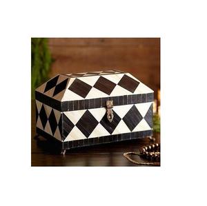 Caja de forma única para almacenamiento de joyas, diseño múltiple, embalaje de joyería de madera de la India - Product Image 3