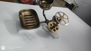 Jabonera multiusos con cepillo de dientes y soporte para pasta de dientes en latón puro con acabado chapado en oro para accesorios de baño de lujo - Product Image 4