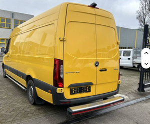 Mercedes-Benz Sprinter d'occasion 2019, moteur turbo, capacité 4L/8L, transmission RWD/AWD, pneus R15/R17, essence, intérieur cuir clair, Euro IV - Product Image 2