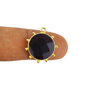 Pendentif et breloque en cristal en argent sterling 925 plaqué or 18 carats, onyx noir, serti en briolette avec un serti fantaisie, breloque en cristal de guérison - Product Image 2