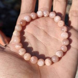 Fast Delivery Luxury Natural Orange Moonstone Adjustable <b>Silver</b> Plated 8mm Round Beads Beaded Bracelet Gift - Product Image 1
