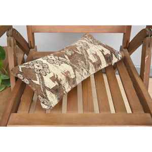 Almohada de lana de retazos Ikat Vintage Beige, almohada decorativa de 8x16 pulgadas con técnica tejida y estilo acolchado para sofás - Product Image 5
