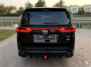 NUOVO 2025 Land Cruiser LC300 Edizione VIP 3.5L 409CV 6 cilindri 4WD Benzina Trasmissione Automatica Euro VI R20 Guida a Sinistra - Product Image 6