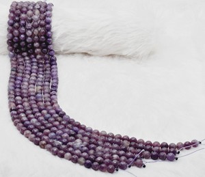 ลูกปัดกลมสำหรับสร้อยข้อมือ,พลอย Lepidolite AAA ขนาด8มม. เคลือบเงาตามธรรมชาติ - Product Image 3