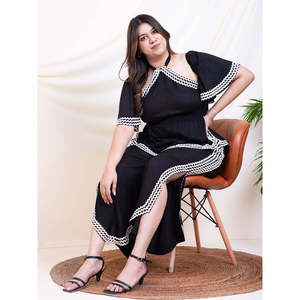DEEBACO Ensemble Coordonné Décontracté d'Été pour Femme Grande Taille Uni avec Haut Sans Manches à Col Halter et Détails en Dentelle et Pantalon Longueur Mollet Style Western 2 - Product Image 1