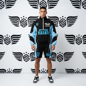 เสื้อแจ็คเก็ตบอมเบอร์สปอร์ตสีดำและน้ำเงินสำหรับผู้ชาย ยี่ห้อ Off the Radar พร้อมซิปและกางเกงขาสั้นเข้าชุด ผ้าฟลีซกันลม สำหรับฤดูใบไม้ร่วง - Product Image 4