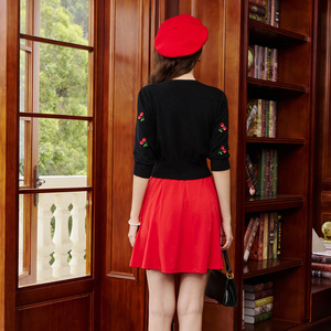 Cárdigan <span class=keywords><strong>Vintage</strong></span> de Punto con Bordado de Cerezas Negras OEM, Manga 3/4, Cuello en V, para <span class=keywords><strong>Mujer</strong></span> - Product Image 4