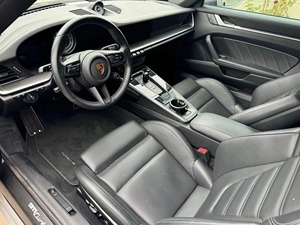 Porsche 911 Turbo S Cabriolet 2022 Usado en Buenas Condiciones, Certificado - Product Image 3