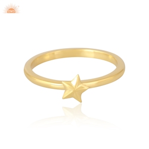 Bague pour femme en or massif 9 carats, belle bague artisanale pour femme, bague à porter tous les jours, fabricant de bijoux sur mesure - Product Image 3