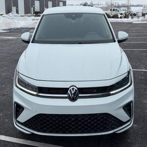 MEJOR PRECIO PARA Volkswagen Jetta S 2025 - Product Image 1