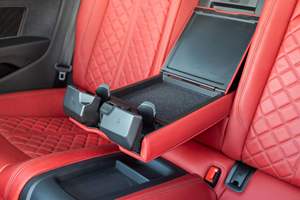 2024 Usado, Caja de Cambios Automática Izquierda, Motor Turbo, Tracción AWD, Asientos de Cuero Claro, Sin Accidentes y Listo para Enviar - Product Image 4