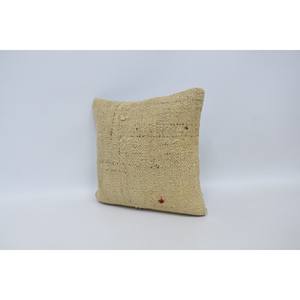 Oreiller patchwork Kantha en laine beige 16x16 pouces Design bohème rustique avec motif floral brodé vintage pour la maison ou le canapé - Product Image 4