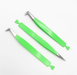Pinzas de extensión de pestañas de Color personalizado de alta calidad, diseño de agarre de corazón de acero inoxidable, herramienta de belleza sostenible, marca personalizada - Product Image 1