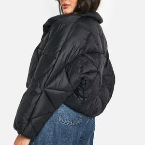 Chaqueta Acolchada de Invierno Transpirable y Personalizada de Alta Calidad para Mujer, Chaqueta Acolchada con Capucha y Relleno de Algodón, Gran Venta en 2025 - Product Image 6