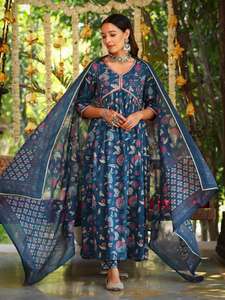 Nouvelle variété d'élégance habillage tendance dernier pantalon Kurti en coton de créateur avec Dupatta avec fournisseur de travail imprimé d'Inde - Product Image 4