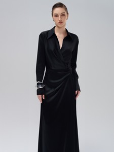 Meilleures ventes de robe pour femmes à col rabattu Robe longue Couture Caryin Vêtements pour femmes en tissu écologique Fabricant de vêtements blancs - Product Image 3