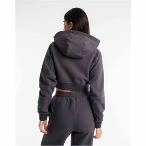 Conjunto Deportivo de Dos Piezas con Capucha, Personalizado con Estampado PUFFIN SPORTS, Ecológico, 100% Algodón, Transpirable, para Mujer - Product Image 2