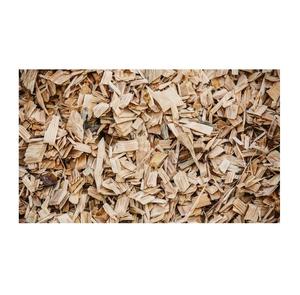 Copeaux de bois abordables disponibles en vrac, matériau naturel de qualité pour l'énergie biomasse, l'aménagement paysager et les applications industrielles - Product Image 5
