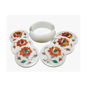 Ensemble de sous-verres faits à la main en marbre pur de Makrana motifs d'amour floraux artisanat en pierre polie pour la décoration intérieure et les cadeaux d'affaires - Product Image 3