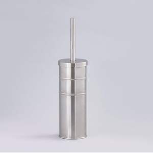 Elegante soporte para escobilla de baño de metal para decoración de baño moderno que ofrece un acabado resistente al óxido y una solución de almacenamiento higiénica - Product Image 4