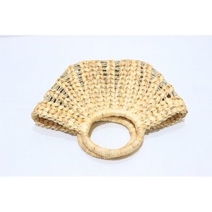 Artex Dong Thap Bolso Redondo de Ratán con Diseño Floral Pintado a Mano Tradicional y Elegante - Product Image 5